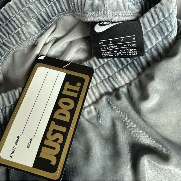 Nike Girls Velour pants charcoal soft size 6 6X M L NWT - Picture 4 of 5